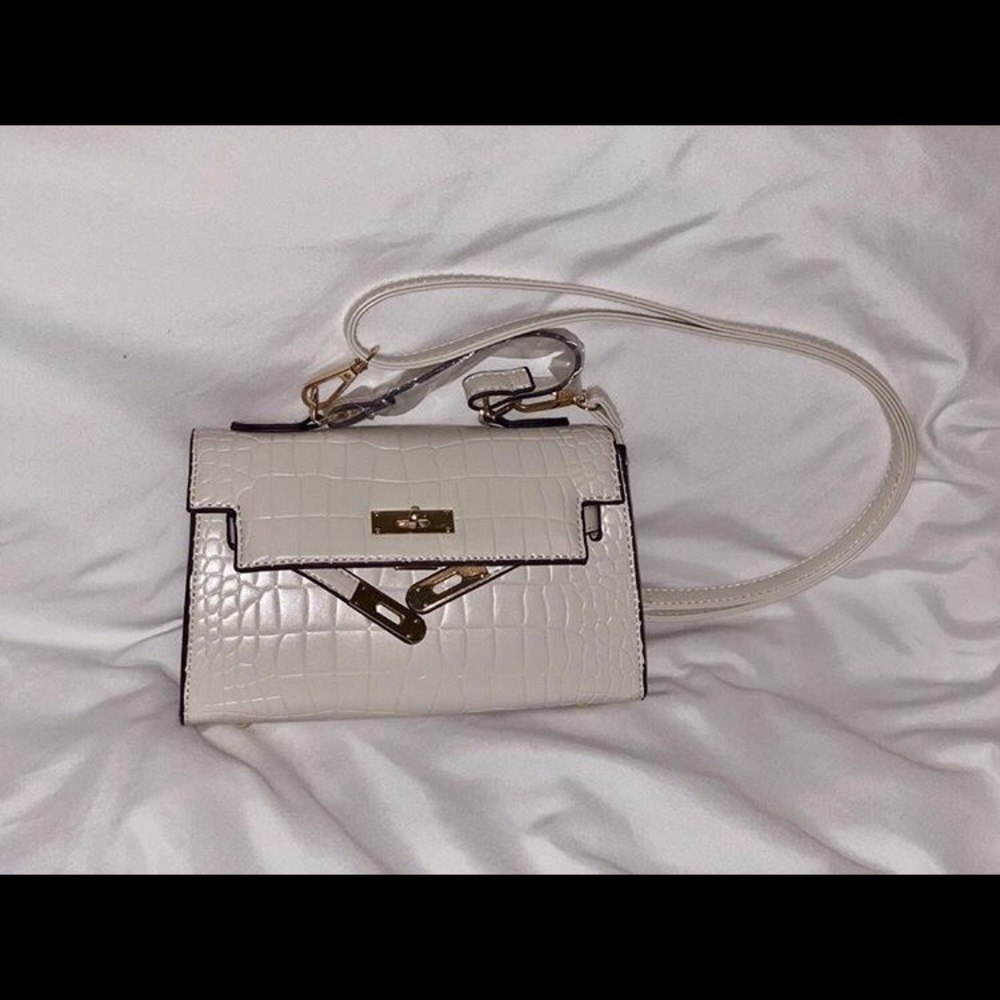 Crossbody bag